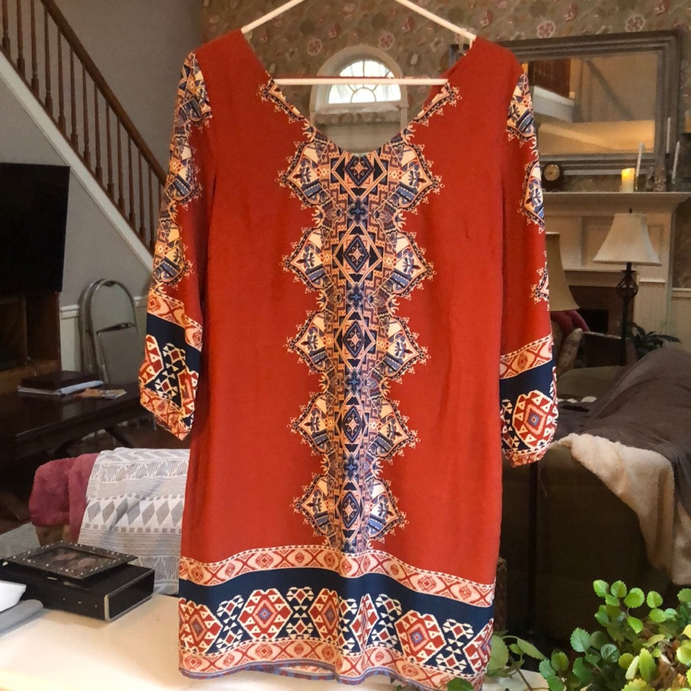Fun Aztec looking dress - Picture 3 of 6